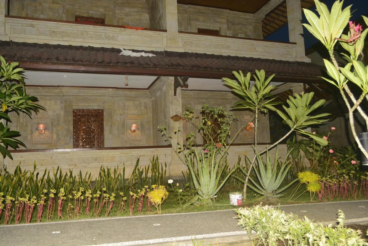 Puri Padi Hotel Ubud  Exterior photo