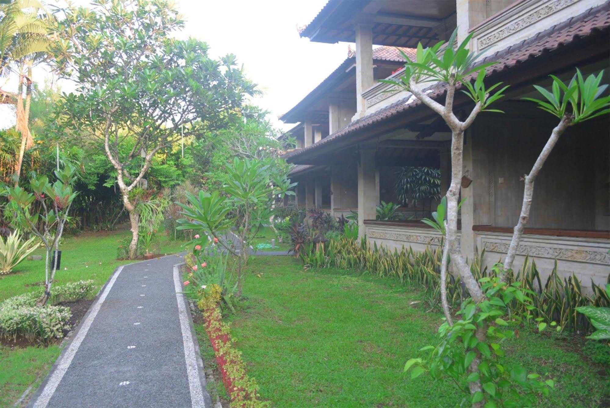 Puri Padi Hotel Ubud  Exterior photo